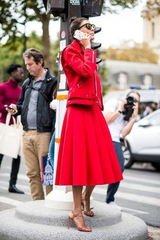Женская красная кожаная косуха от Givenchy