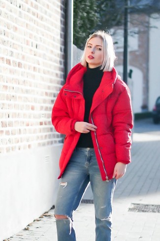 Женская красная куртка-пуховик от Aspesi