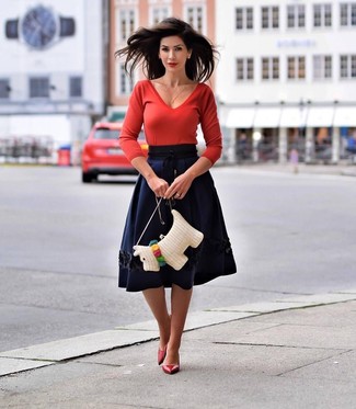 Бордовая юбка — новые идеи для твоего стиля!