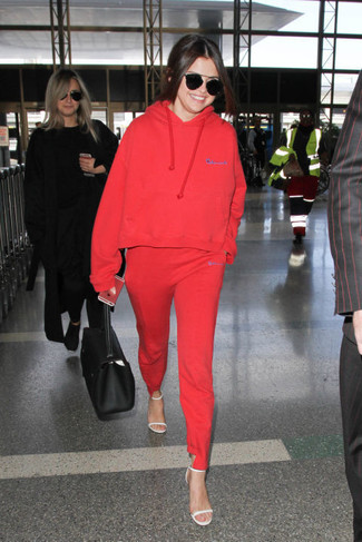 Женские красные спортивные штаны от Zoe Karssen