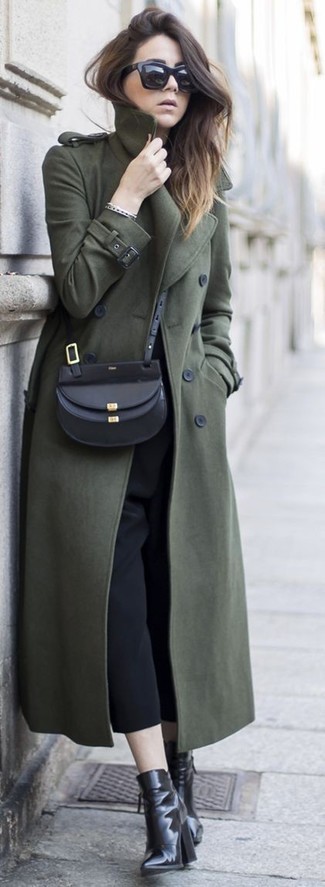Женское оливковое пальто от Odeeh