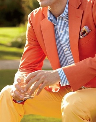 С чем носить бело-красно-синий нагрудный платок в 30 лет: Если у тебя наметился суматошный день, сочетание оранжевого пиджака и бело-красно-синего нагрудного платка поможет создать удобный ансамбль в повседневном стиле.