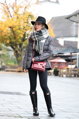 Женская темно-серая куртка-пуховик от Z-Design