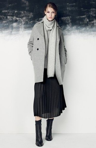 Черная юбка-миди со складками от McQ by Alexander McQueen