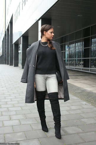 Женское темно-серое пальто от Ruxara