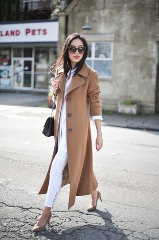 Женское светло-коричневое пальто от Ruxara