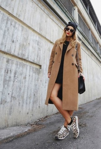 Женское коричневое пальто от Style national