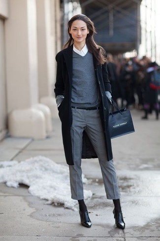 Какой ремень носить с серыми классическими брюками в 30 лет женщине в холод в деловом стиле: Черное пальто и серые классические брюки — рассмотри этот образ, если не боишься чувствовать себя в центре внимания. В тандеме с этим нарядом наиболее уместно смотрятся черные кожаные ботильоны.