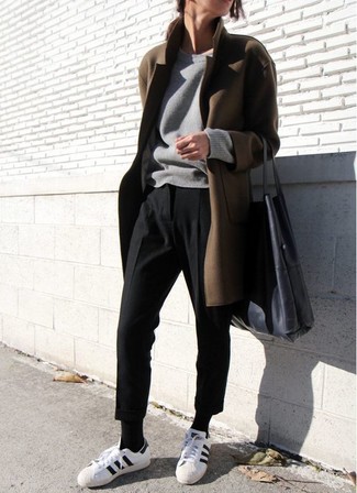 Женское оливковое пальто от Fontana 2.0