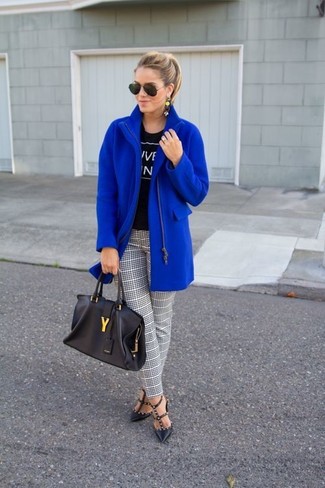 Женское синее пальто от Trifo