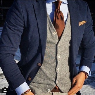 С чем носить коричневый галстук мужчине осень в деловом стиле: В темно-синем пиджаке и коричневом галстуке можно пойти на свидание в хороший ресторан или в театр или на балет. Такое сочетание одежды наверняка придется тебе по вкусу в межсезонье.