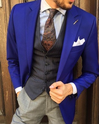 Какие классические брюки носить с фиолетовым пиджаком в 30 лет мужчине: Несмотря на то, что этот лук выглядит довольно-таки консервативно, образ из фиолетового пиджака и классических брюк приходится по вкусу стильным мужчинам, покоряя при этом дамские сердца.