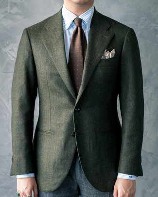 С чем носить темно-коричневый галстук с принтом мужчине: Сочетание темно-зеленого шерстяного пиджака и темно-коричневого галстука с принтом поможет создать модный и в то же время утонченный ансамбль.
