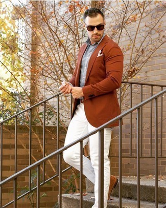 Какие повседневные ботинки носить с коричневым пиджаком в 30 лет мужчине весна: Коричневый пиджак и белые джинсы — хороший мужской лук для вечерней встречи с приятелями. Повседневные ботинки выигрышно впишутся в образ. Когда холодная пора сменяется в весенне-осенний период, мы снимаем верхнюю одежду и хотим выглядеть по-весеннему притягательно и на все сто,. Такой лук станет хорошим источником стильного вдохновения.