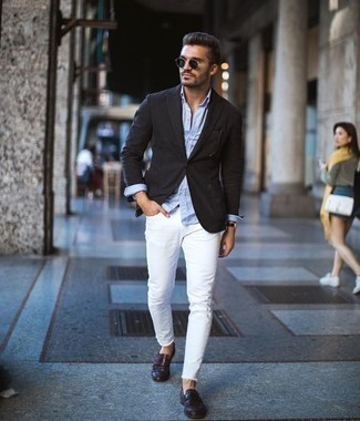 Какие лоферы носить с черно-белым пиджаком мужчине: Черно-белый пиджак и белые зауженные джинсы — необходимые вещи в гардеробе современного мужчины. Хотел бы сделать образ немного строже? Тогда в качестве обуви к этому луку, обрати внимание на лоферы.