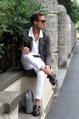 Какие монки носить с белыми брюками чинос: Сочетание серого пиджака и белых брюк чинос — незаезженный образ для парней, работающих в офисе. Не прочь сделать ансамбль немного элегантнее? Тогда в качестве обуви к этому луку, стоит выбрать монки.