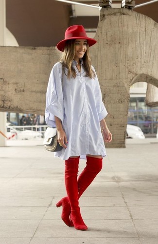 Женская красная шерстяная шляпа от Saint Laurent