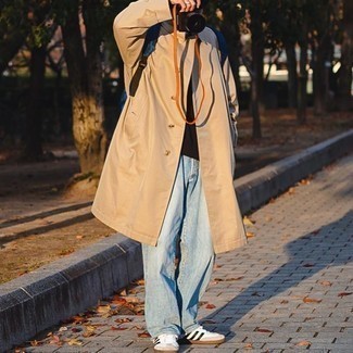 С чем носить синий рюкзак из плотной ткани мужчине весна: Если ты делаешь ставку на комфорт и практичность, светло-коричневый плащ и синий рюкзак из плотной ткани — превосходный выбор для привлекательного мужского лука на каждый день. Бело-черные низкие кеды из плотной ткани — прекрасный выбор, чтобы завершить лук. Если хочешь встретить весну в полной готовности, определенно возьми на вооружение такой лук.