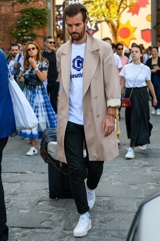 Мужская бело-синяя футболка с круглым вырезом с принтом от Gucci