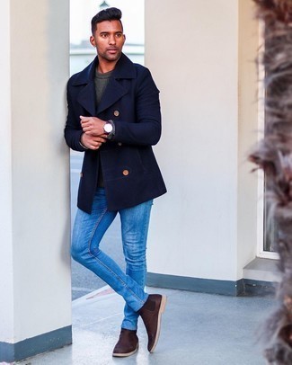 С чем носить серый вязаный свитер мужчине: Дуэт серого вязаного свитера и синих джинсов выглядит круто и интересно. Любители экспериментировать могут завершить образ темно-коричневыми кожаными ботинками челси, тем самым добавив в него чуточку классики.