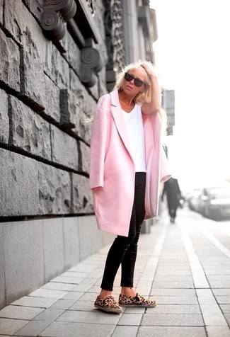 Женское розовое пальто от po Pogode