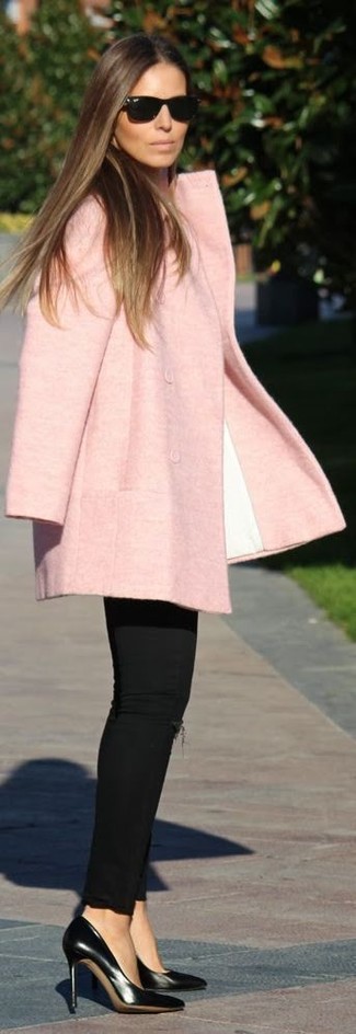 Женское розовое пальто от Thom Browne