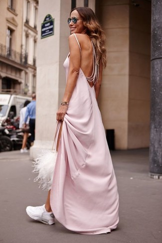 Розовое платье-макси от Lisa Marie Fernandez