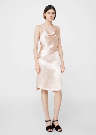Розовое сатиновое платье-комбинация от Glamorous