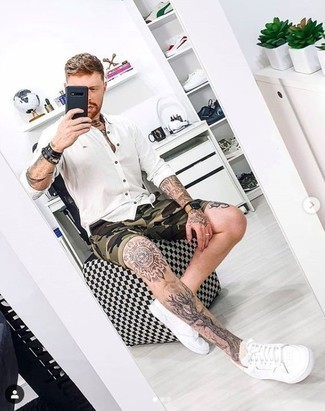 Мужские оливковые шорты с камуфляжным принтом от Addict