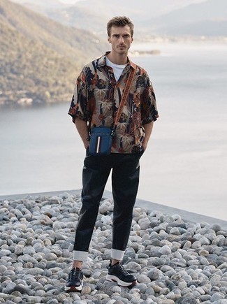 Мужская разноцветная рубашка с коротким рукавом с цветочным принтом от AMI Alexandre Mattiussi
