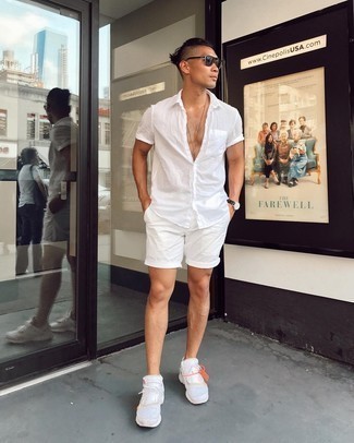 Мужские белые кроссовки от Alexander McQueen