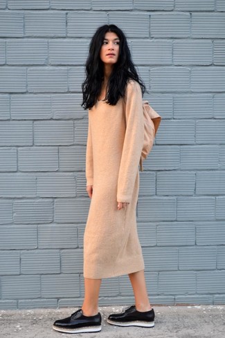 Светло-коричневое платье-свитер от MM6 MAISON MARGIELA