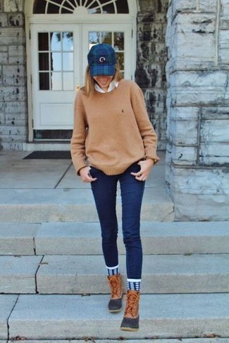 Женский светло-коричневый свитер с круглым вырезом от Pepe Jeans