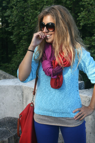 Женский голубой свитер с круглым вырезом от Ichi