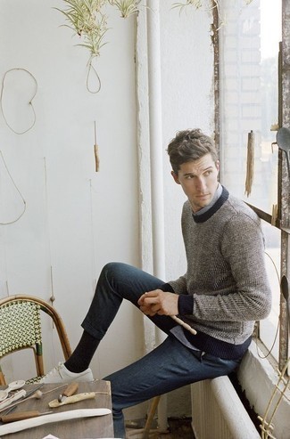 Мужской серый свитер с круглым вырезом от AMI Alexandre Mattiussi