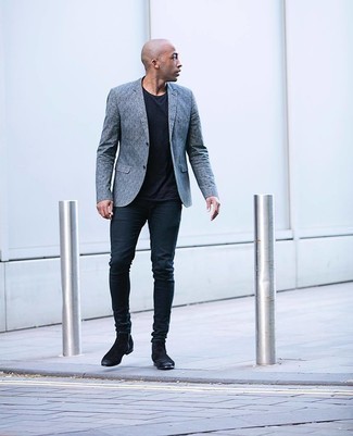 Какие ботинки челси носить с темно-серым пиджаком в 30 лет мужчине: Темно-серый пиджак будет выглядеть прекрасно в паре с черными зауженными джинсами. Любители экспериментировать могут закончить образ ботинками челси, тем самым добавив в него немного классики.
