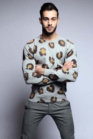 Мужской серый свитер с круглым вырезом с леопардовым принтом от Chalayan