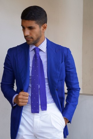 С чем носить светло-фиолетовый галстук мужчине: Несмотря на то, что это классический образ, сочетание синего пиджака и светло-фиолетового галстука является неизменным выбором стильных молодых людей, пленяя при этом сердца барышень.