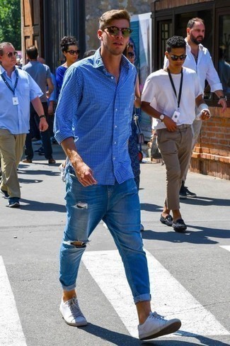 Мужские синие рваные джинсы от Emporio Armani