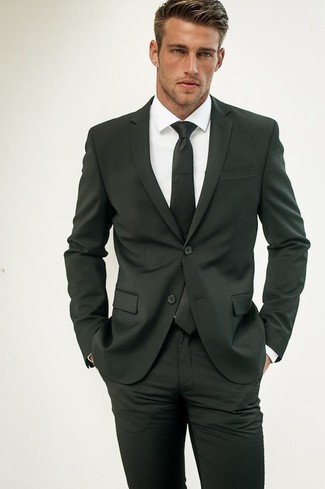 Модный лук: темно-серый пиджак, белая классическая рубашка, темно-серые классические брюки, темно-серый галстук