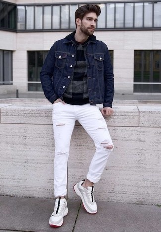 Какие джинсовые куртки носить с бело-темно-синими кроссовками мужчине: Джинсовая куртка и белые рваные джинсы — хороший ансамбль для активного выходного дня. Тебе нравятся незаурядные сочетания? Можешь закончить свой ансамбль бело-темно-синими кроссовками.