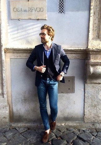 Мужские синие рваные джинсы от Emporio Armani