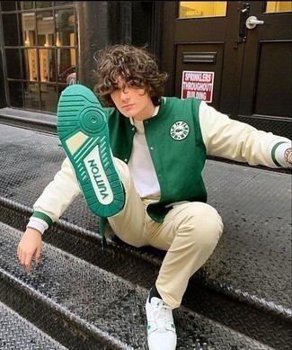 Мужские бело-зеленые низкие кеды из плотной ткани от adidas