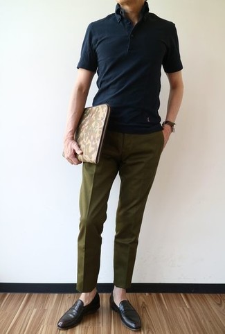 Мужской оливковый кожаный мужской клатч с камуфляжным принтом от Saint Laurent