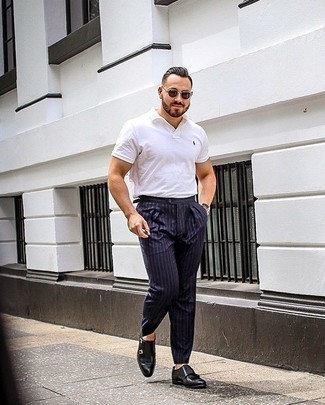 Мужские темно-синие классические брюки в вертикальную полоску от Alexander McQueen