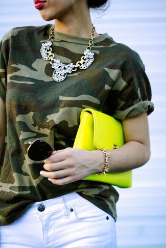 Женская оливковая футболка с круглым вырезом с камуфляжным принтом от Natasha Zinko