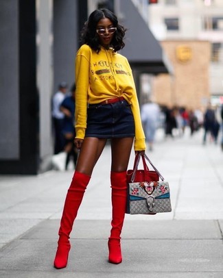 Женский желтый худи с принтом от Versace Jeans