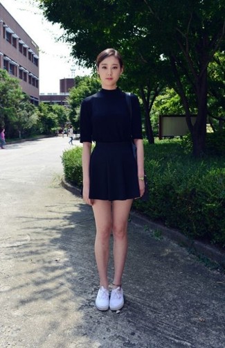 Женская черная кофта с коротким рукавом от Givenchy