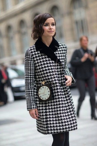 Женское черно-белое пальто с узором "гусиные лапки" от Stella McCartney