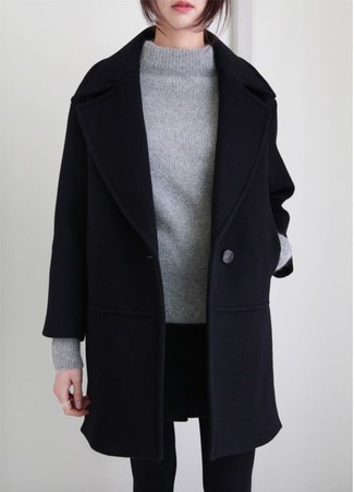 Как носить темно-серую водолазку с черным пальто в 30 лет женщине: Черное пальто и темно-серая водолазка — выбирай этот вариант, если не боишься находиться в центре внимания.